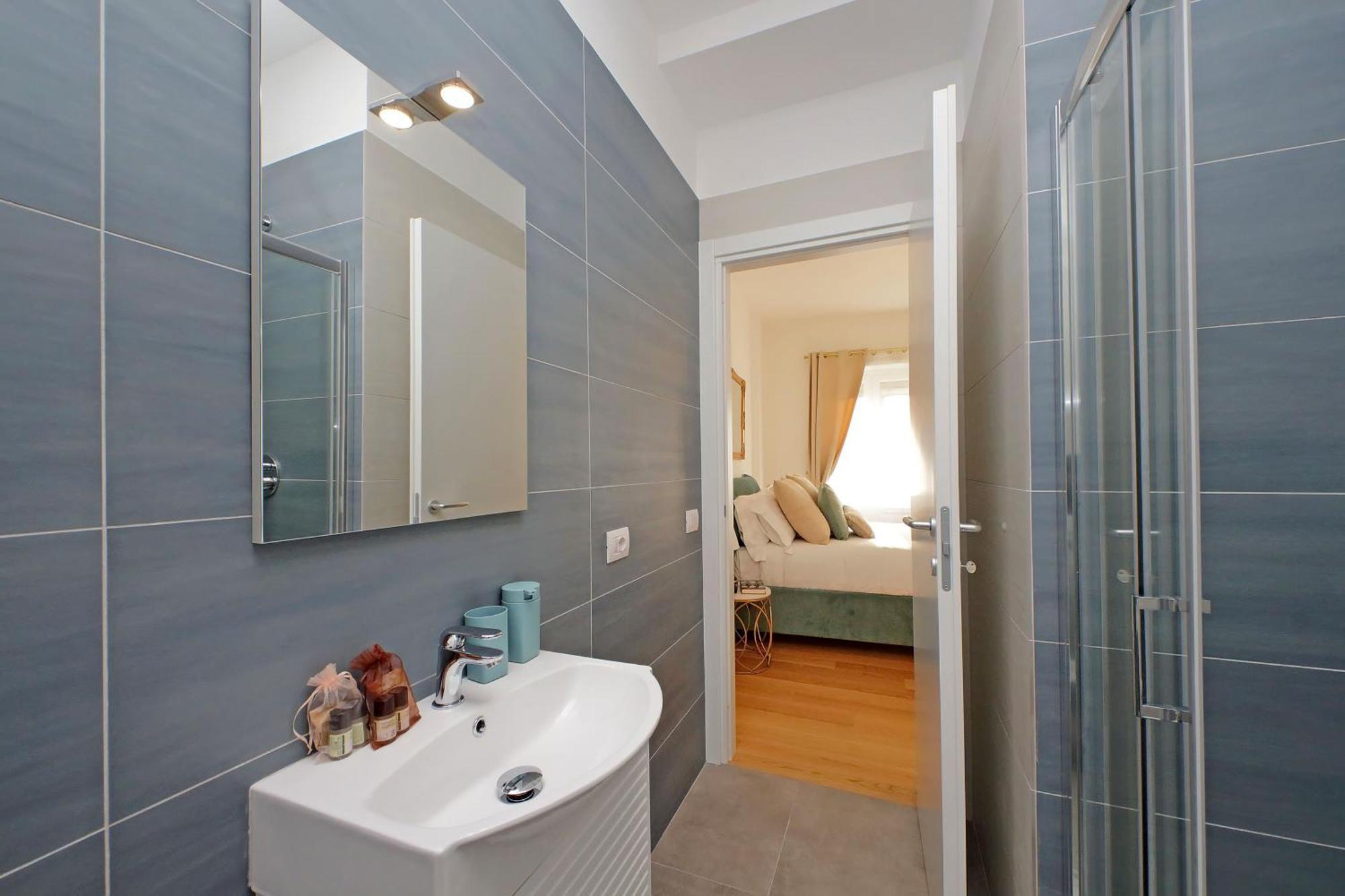 Graceful Near St Peter Metro 100 Mt Apartamento Roma